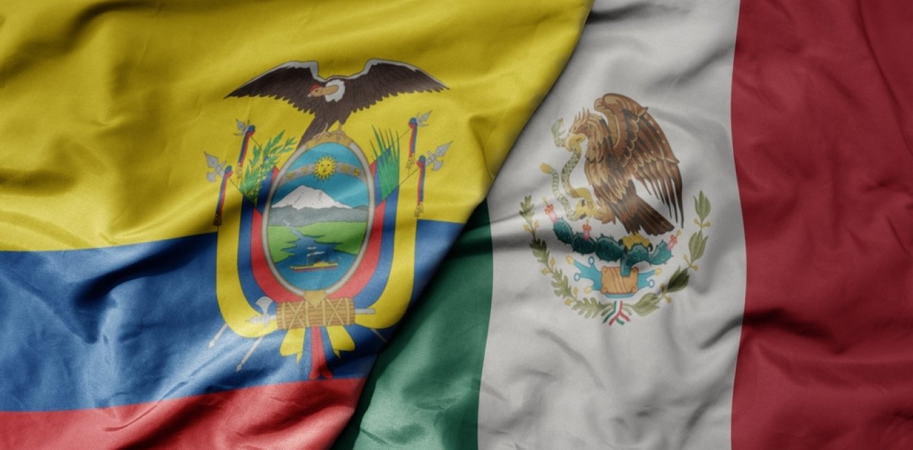 Ecuadorian and Mexican flags