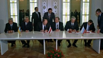 Three Men in a Forest: Shushkevich Remembers the Meeting that Ended the Soviet Union