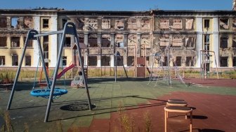ukraine swingset