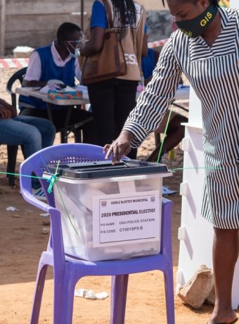 Woman voting Ghana