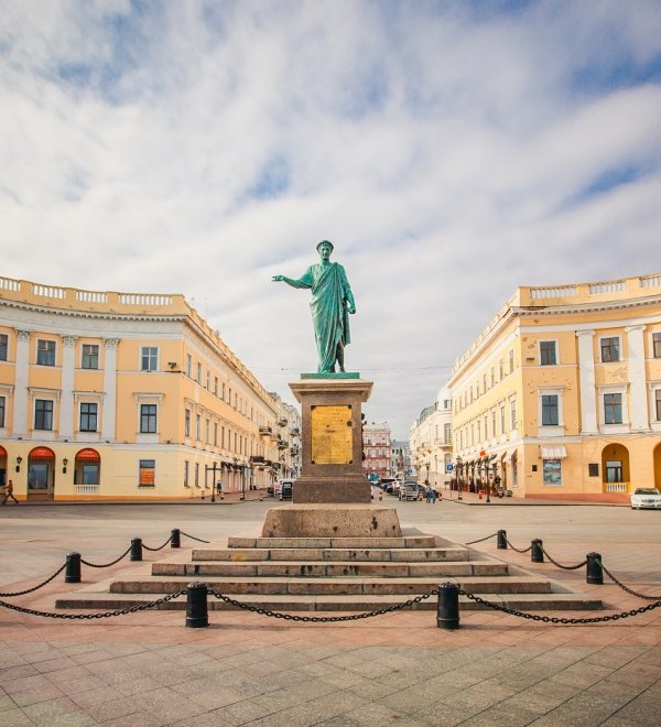 Monument to Duc de Richelieu in Odessa