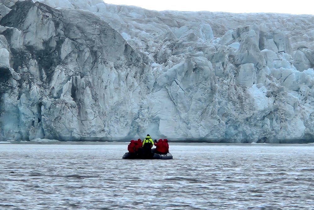 Iceberg and Zodiac