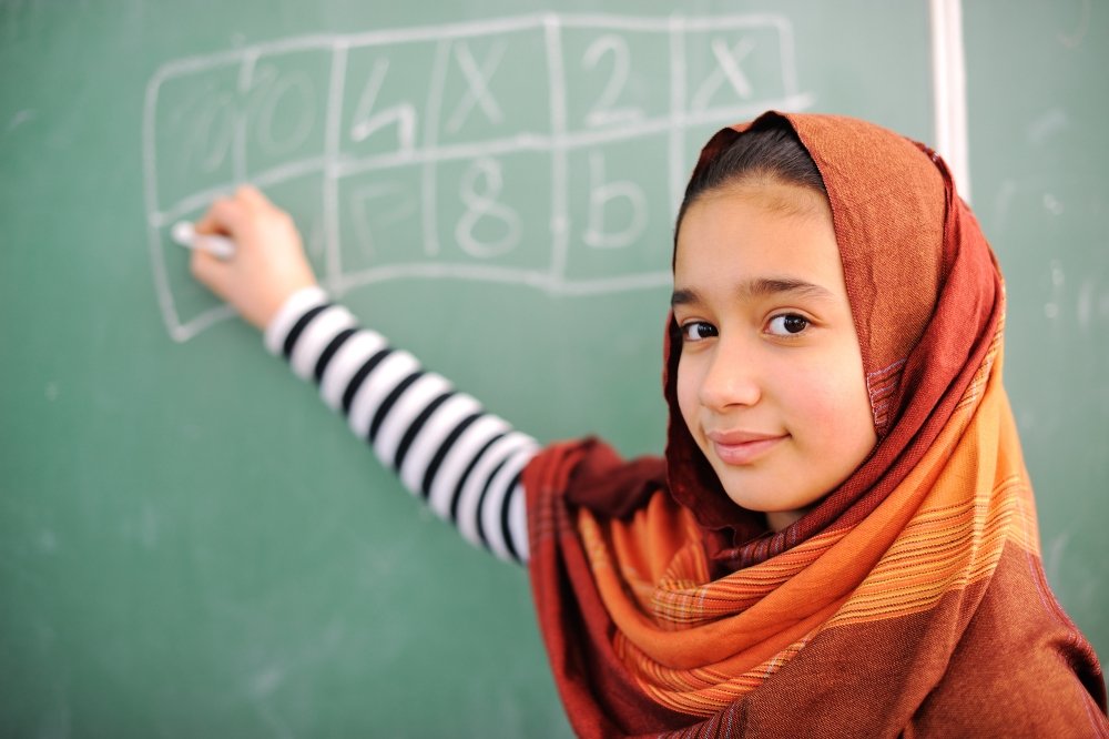 MEP_Arab Schoolgirl