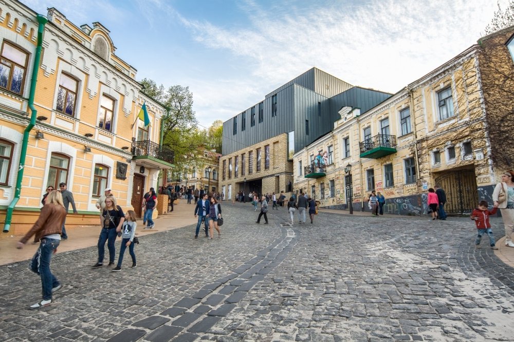 Andrew's descent in Kyiv