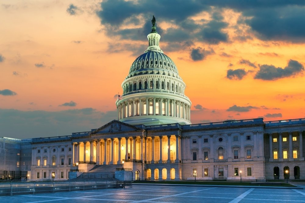 Image of the US Capitol Building at Dusk