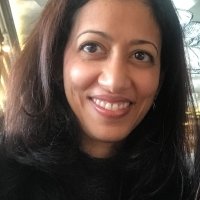 Rina Agarwala Headshot