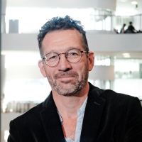 Pieter Bevelander Headshot